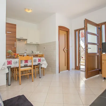 Punta B Guest house 3*