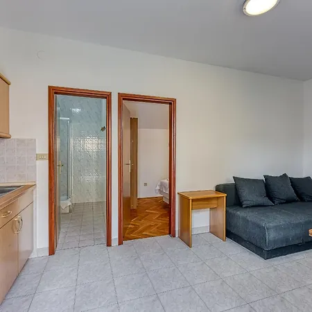 Punta B Gæstehus 3*