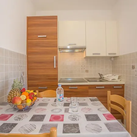 Гостевой дом Punta B 3*