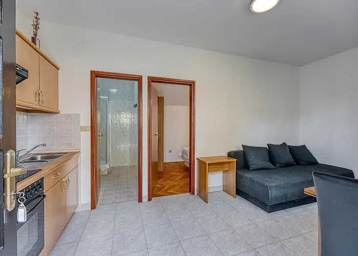 Punta B Гостевой дом 3*